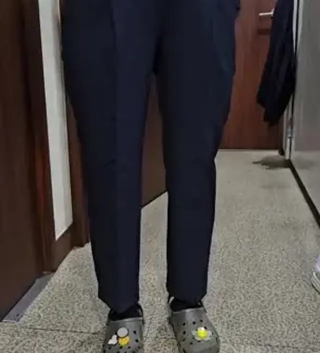 근무복으로 입으려고 구매했습니다 임신전 66입었었는데 넉넉히 77로 샀어요 널널하게 