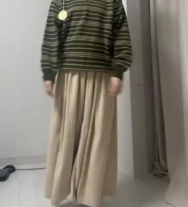 저는 카키를 좋아하는데 이 가을, 겨울에 딱입니다!!
