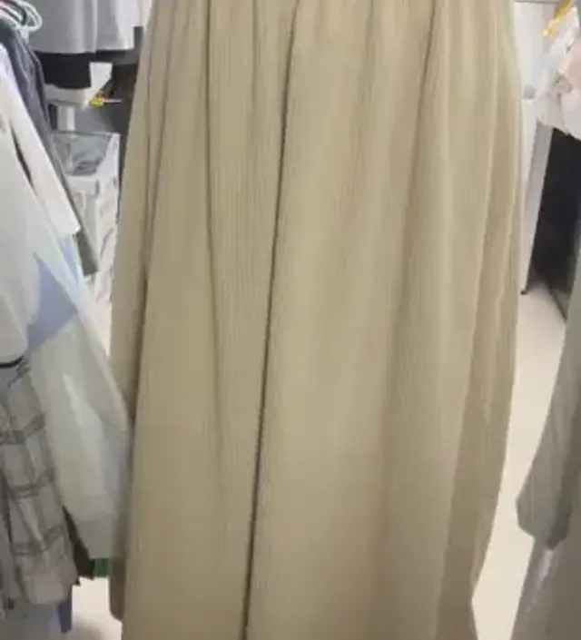 편하게 입을려고 주문했어요~ 배부분도 낙낙해서 만삭때까지 편하게 입을수 있을거 같아