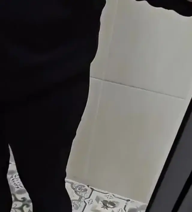 배가 나오면서 바지보다는 치마가 편해서 치마를 자주 입는데 겨울이 되니 원피스에 입