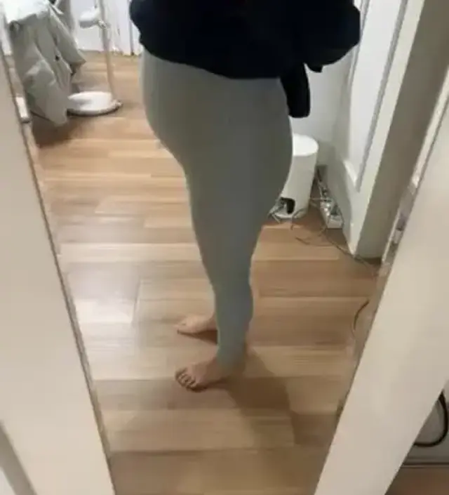 쭉쭉 잘 늘어나고 원피스 안에 매칭하기 좋아요!