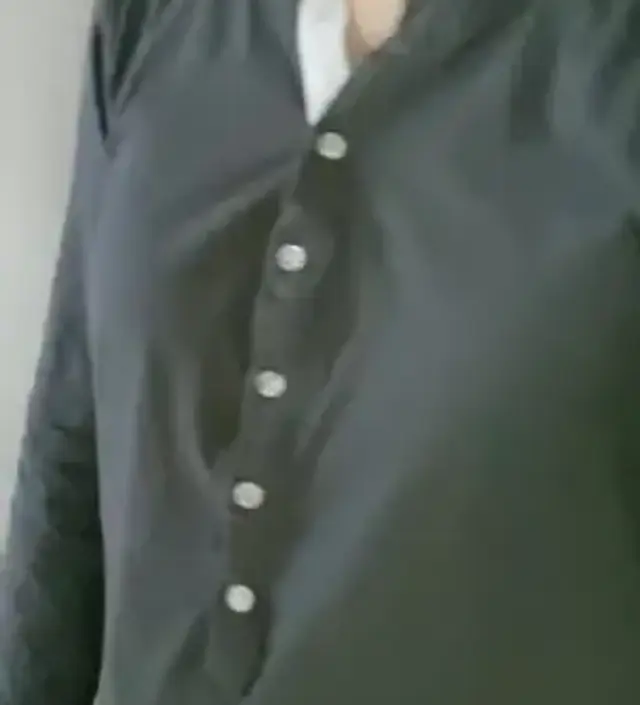 좋아요 지금 입기도 좋고 면도 보들하고 단추도 짱짱하고 수유하기도 좋아요!!! 더 사러