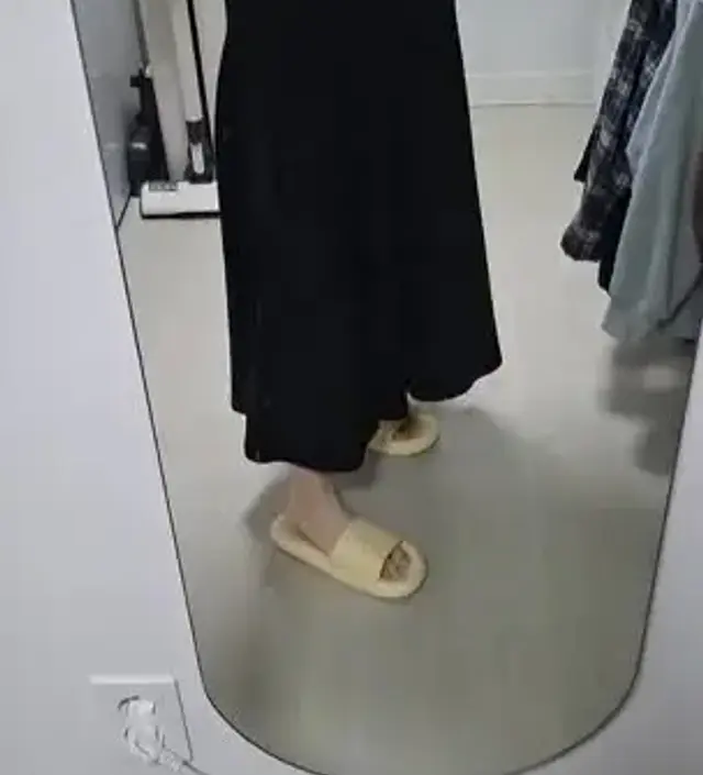 면도 너무 부드럽고 따뜻하고 편하고 너무 잘샀네요!! 레깅스에입으면딱이겠어요ㅎㅎ진