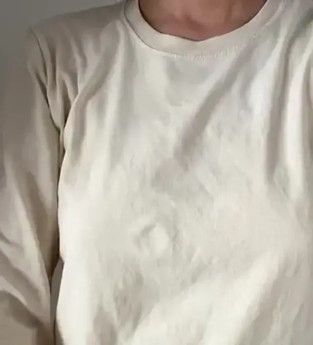 빨았더니 구김있게 나왔는데 넉넉하고 좋아요
