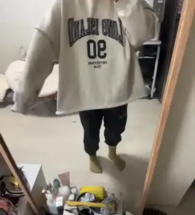 166기준 딱 엉덩이 덮힐 정도로 오네요!!~
