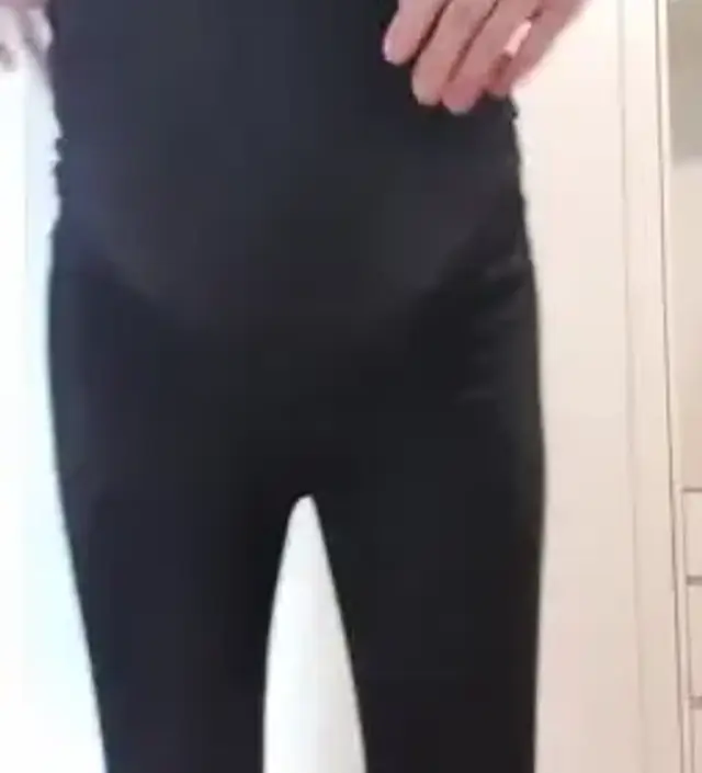 이제야 찾았네요 편안한 기모레깅스. 흘러내리지도 않고 너무 두껍지도 얇지도 않고 적