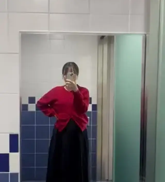 현재 25주차 165에 62키로에요 이거 완전 교복템!! 완전 잘산거같아요 요즘 거의 맨날 