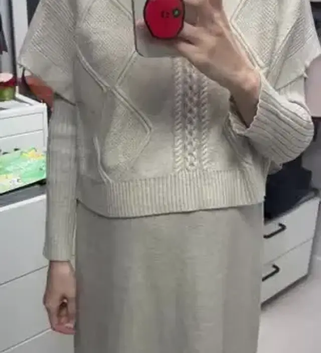 좋은 후기만큼 만족스러워요ㅎㅎ재질 부드럽고 핏 예쁩니다!