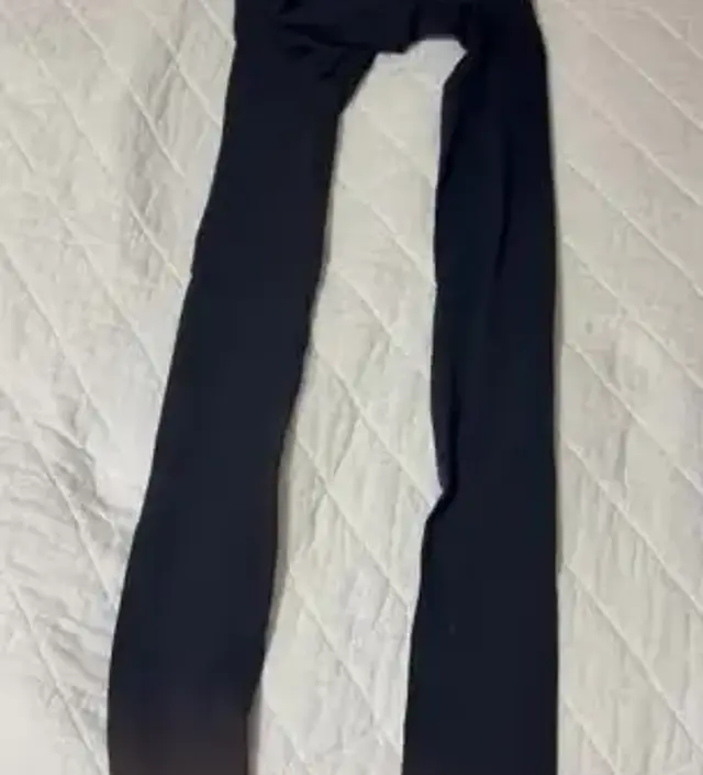 18주인데 배쪽이넉넉해서 아주편해요 품질도좋구요
