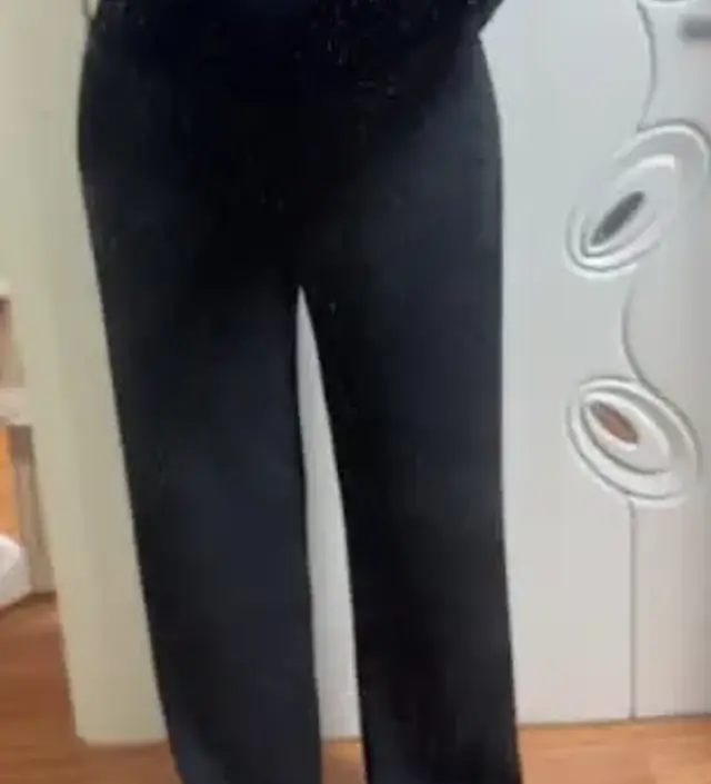 요즘 너무 추워졌는데 원피스 입기 힘들어서 구입했어요!
