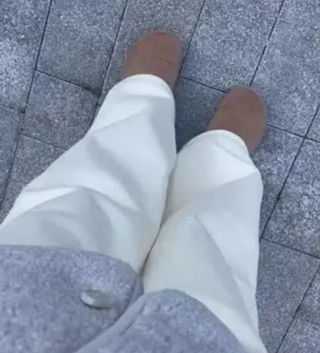 블랙사고 맘에 들어서 화이트 샀어요!
