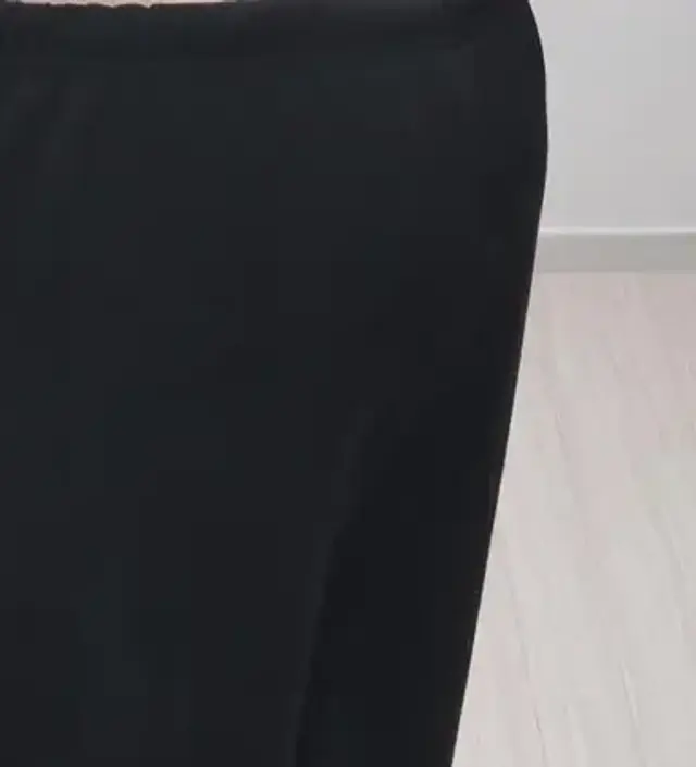 편하고 부드러워 마음에 들어요 겨울 교복될거 같네요