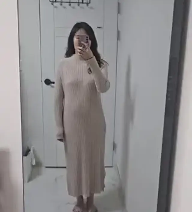 임신 21주차 입니다. 고민하다가 구매했는데 재질도 부드럽고 질도 좋고 핏도 너무 예뻐