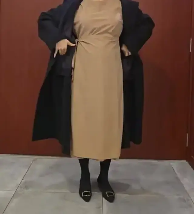 결혼식있어서 예쁘게 착장해서 입었어요^^
