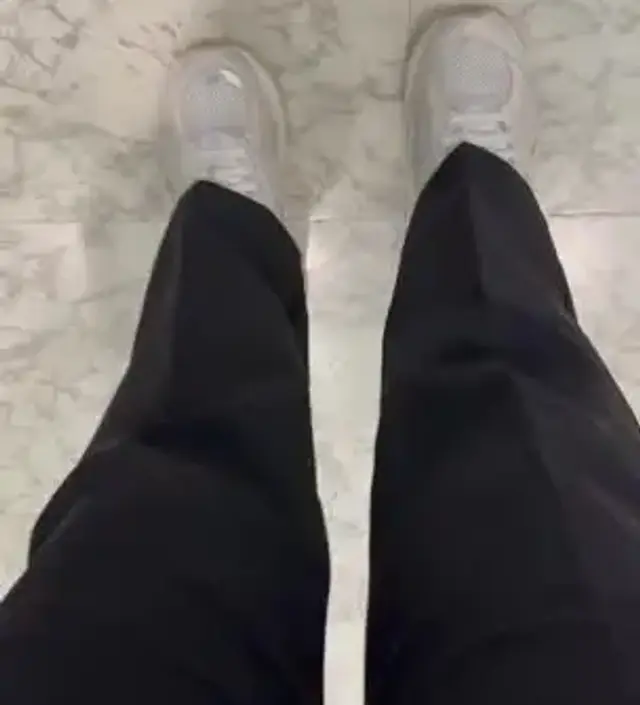 큰 사이즈로 샀는데 만삭까지 입기 좋을 것 같아요 편해요