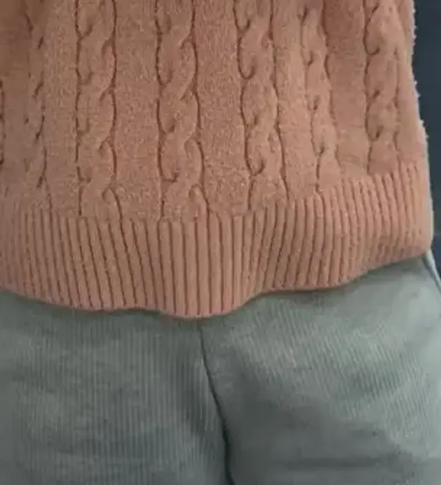 정말 편하고 따뜻해요 톡톡하고 편하면서도 핏이 예쁜 바지 찾았는데 이 모든걸 충족하