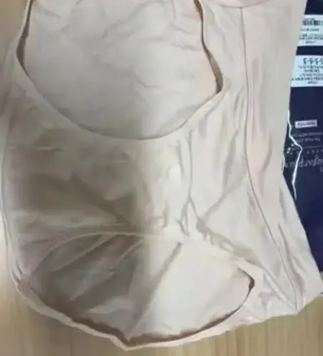 100정도 입으시면 위 사이즈가 딱 맞네요. 첫째때 쿠팡에서 저렴한거 구매해 입었을때 