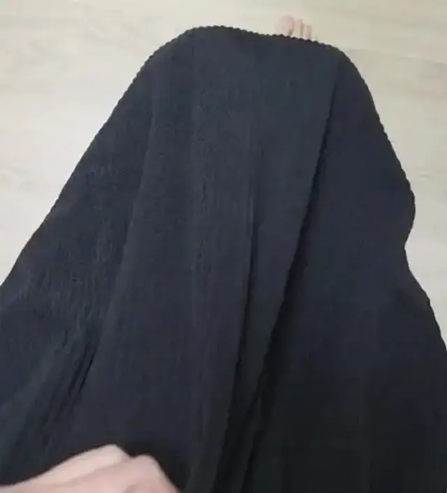 길이도 적당하고 핏도 넘 이쁘고 재질도 맘에들어요 ㅎㅎㅎ 모든옷에 다 잘어울릴것같아