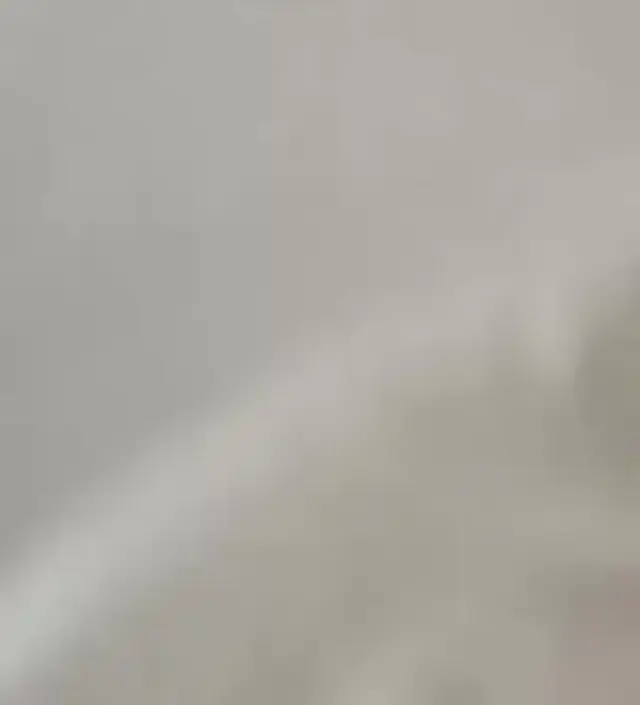 색도 이쁘고 부드러워요. 지난 번에 슬랙스 산거는 한번 빠니까 고무줄이 다 늘어나서 