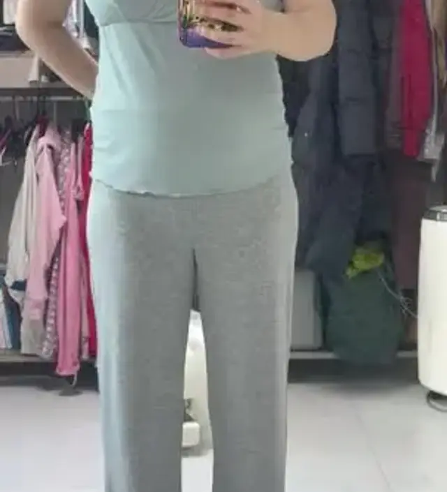 촉감이 부드러워서 편하고
