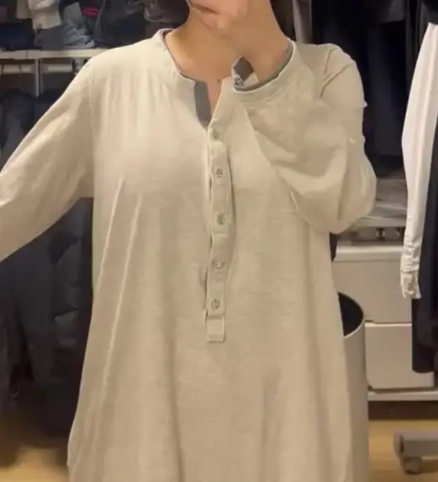 수유복으로 입으려고 샀는데 외출복으로도 충분히 활용 가능할것 같아요! 주머니도 있어