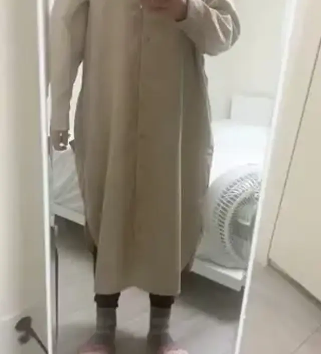 키 160 / 몸무게 55 / 18주차입니다. 허리에 어떤 고무줄도 걸치고 싶지 않고 배가 답답