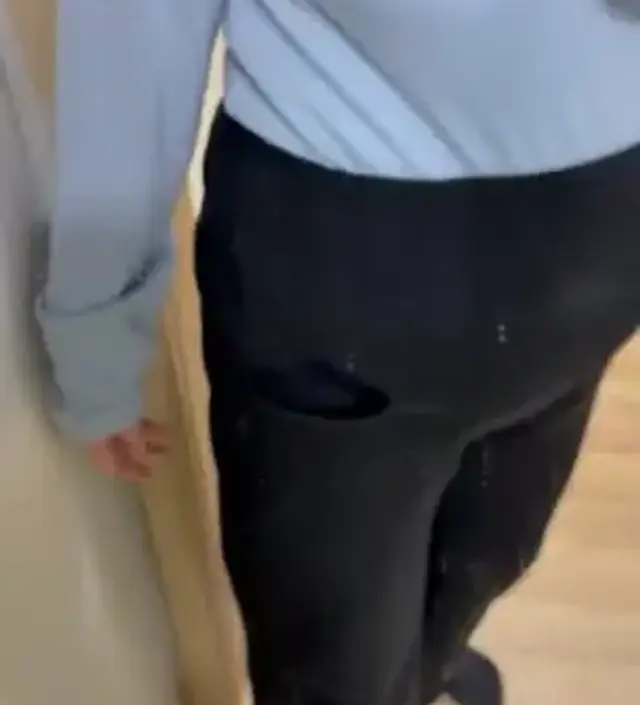 둘째라 그런지 배가 빨리 불러와서 라지 사이즈로 했더니 생각보다 좀 헐렁하네요. 그래