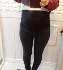 배부분이 입체형 심리스는 처음 구매했는데 배위까지 덮으면서 조임없이 굉장히 편하네