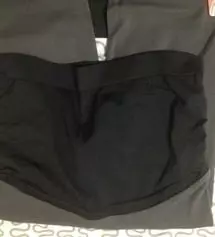 검정색에 이어 먹색으로 두번째구매해요~~ 정말 편하고 허리도 조여줘요~ 다른건 눌어나