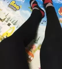 둘째아이라서 배도 빨리나오고 살이 쪄있던 차에 임신을해서 일반레깅스가 금방 낑겨서