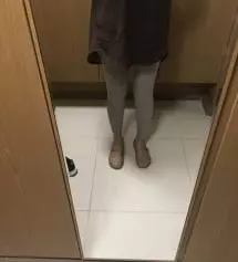 블랙 사고는 좋아서 메란지로 하나 더 샀어요!! ㅎ 배부분도 편하고~ 신축성 좋아서 이