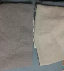 좋아요. 부드럽고 얇긴 한데 실내에서 입기 좋을 거 같아요