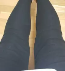 쫄바지는 몇 개 있는데 임산부용이 없어서시켰어요~
