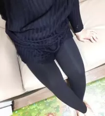 생각보다 막 쫀쫀하진 않아요 그래도 편하긴해요 배가 점점 불러오니
