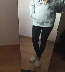 재질도 쫀쫀하면서 편하네용~배부분도 잘되있어서 임신 6개월인데 불편하거나 쪼이지 않