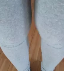 편하네요 .. 배송도 빠르고.. 만족합니다 .. 아직 제몸엔 엘사이즈는 큰감은 있지만 만