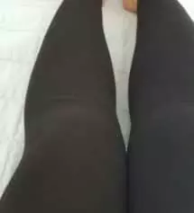 너무 편해요 어제받아서 어제부터 오늘까지 집에서 계속 입고있어요 안입은듯 가볍고 신