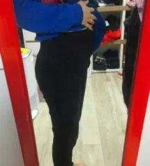 옷은 편한데.... 먼지 엄청 붙어요.  소임에서 산 흰색 기모티? 거기서도 흰보플이 많이