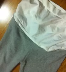 전 임산부 아니지만 뱃살땜에 이용해요 편하고 조으네요