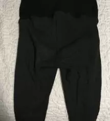 임신 전부터 통통해서 걱정이었는데 편하고 좋아요. 가슴 밑까지 올라와서 편해요! 한겨