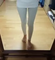 이제막 3개월차 들어서 배가 조금 나왔어요
