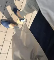 레깅스 완젼편해요!! ㅍ검정색도 주문하려구요 다리가는편인대도 쫀쫀해용