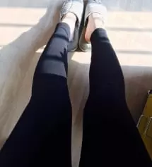 다른데서 한번 샀던 레깅스는 길이도 짧고 잘 늘어나고 했는데 이건 정말 쫀쫀한 스타킹