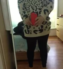 배도 커지고 살도쪄서 라지 입었는데 생각보다 배도 꽉끼지 않고 오히려 배를 잡아주는