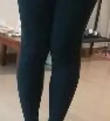 M샀는데 편하고 좋아요. 검정이라 먼지는 조금 걱정되지만 잘 입을게요.