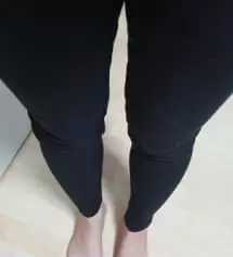 배가 많이 나온편이라 평소 입던 레깅스도 밴드가 불편해서 주문했어요~허리부분 탄력성