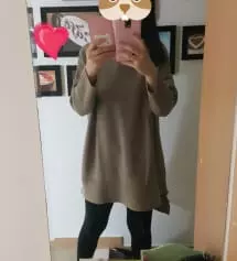 소임에서 산 상의와 함께 입었어요~
