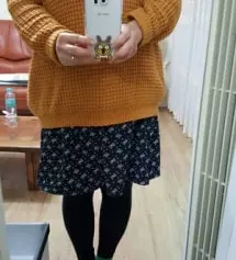 찰떡 베이직 스커트랑 같이 구매했는데..둘 다 넘 편하고 지금 입기 딱 좋네요. S 샀는