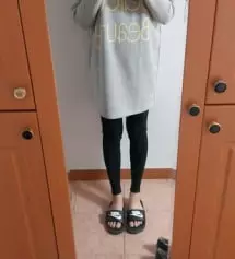 두장구매했어요 일반레깅스 입다가 18주부터 배가 나오기시작해서 이제서야 구매했는데