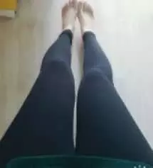 임산부 레깅스가 신세계라는 걸 느꼈네요. 쫀쫀하고 착 감기는 감촉이 좋아요. 특히 배